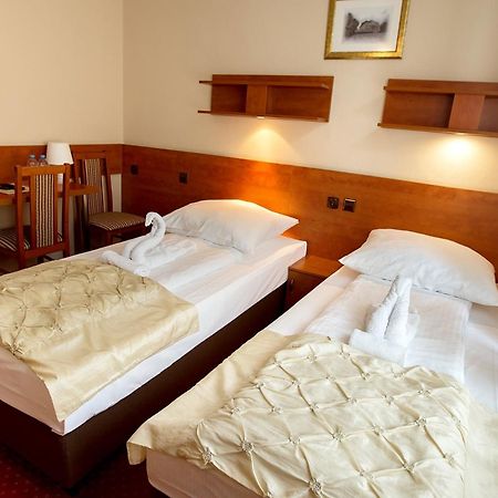 Hotel Zamek Chalupki Luaran gambar