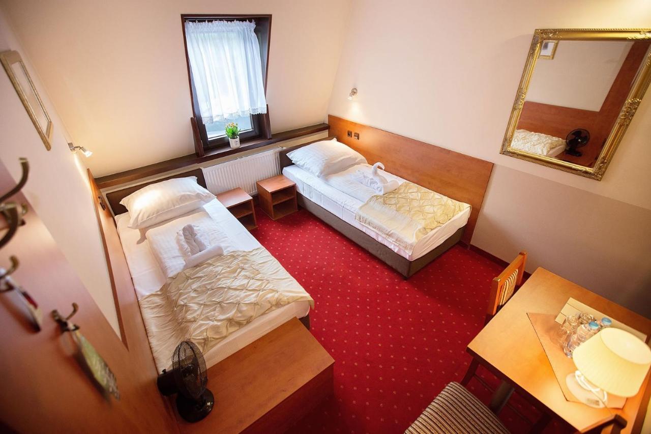 Hotel Zamek Chalupki Luaran gambar