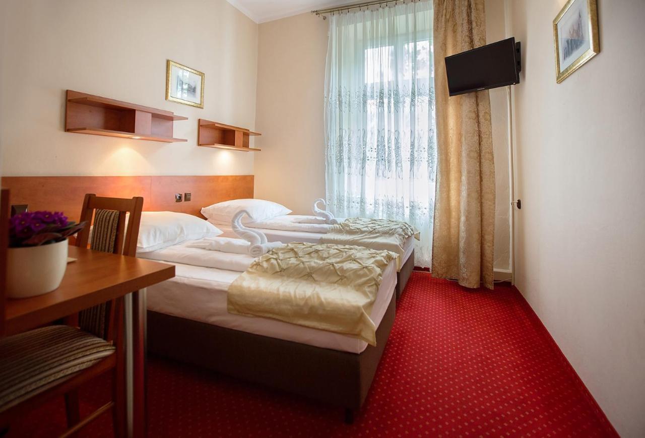 Hotel Zamek Chalupki Luaran gambar