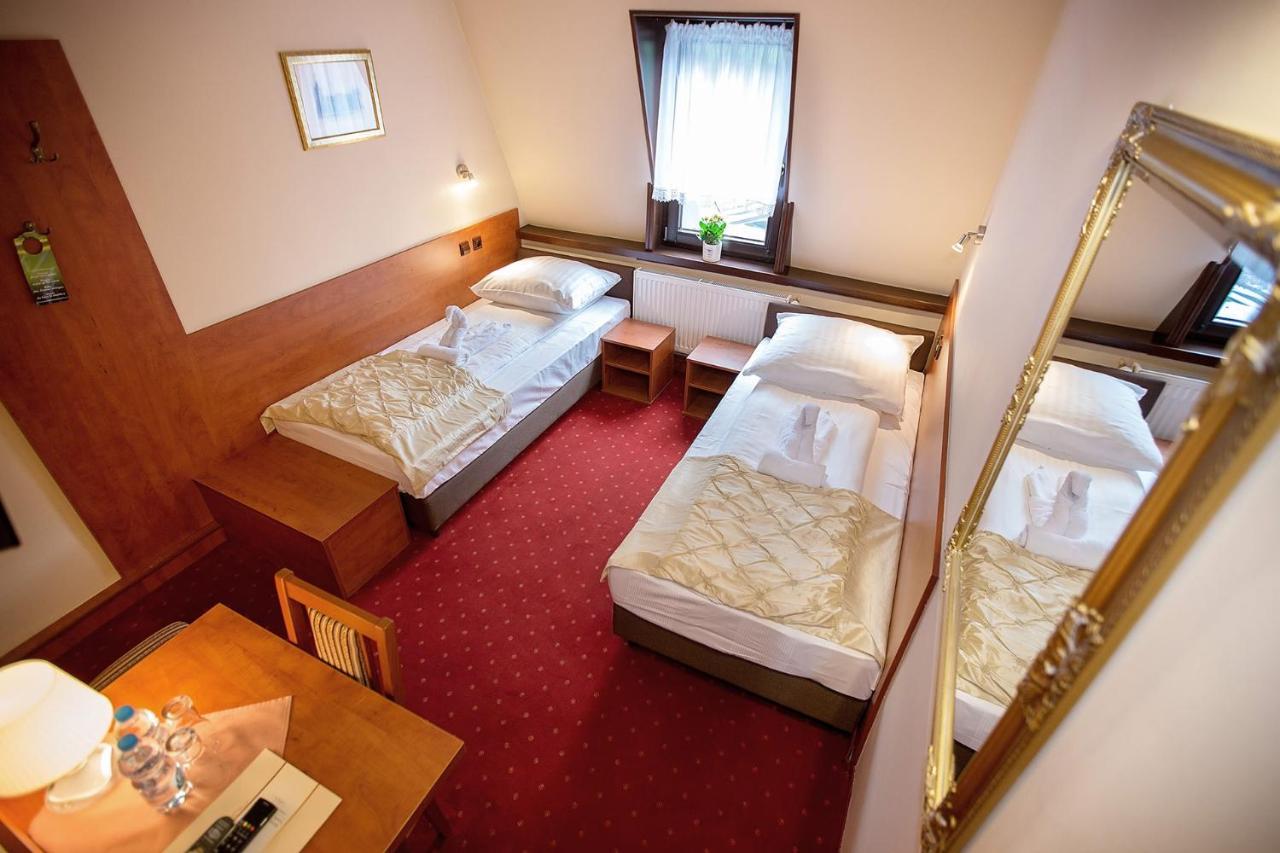 Hotel Zamek Chalupki Luaran gambar